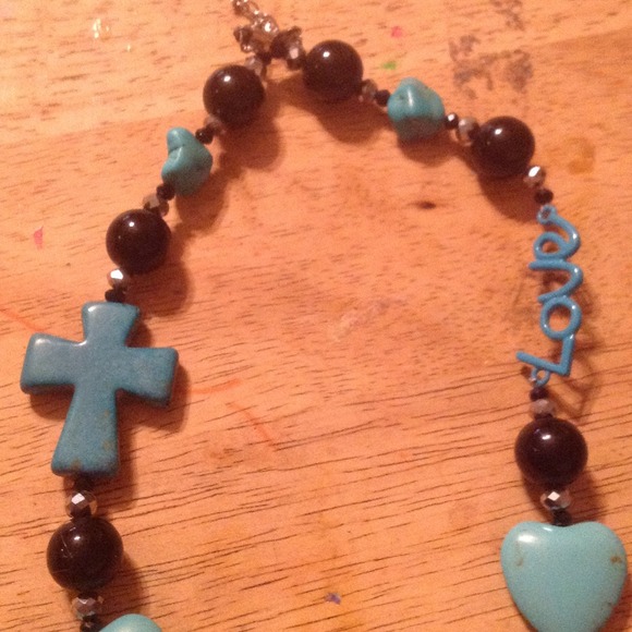 WOMANS BLINGY NECKLACE - Picture 3 of 3