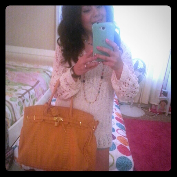 Handbags - FLASH SALE!!! Gorgeous purse!!!