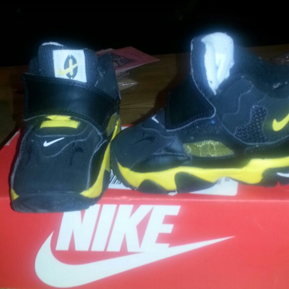 Nike Shoes - Nike speed turf