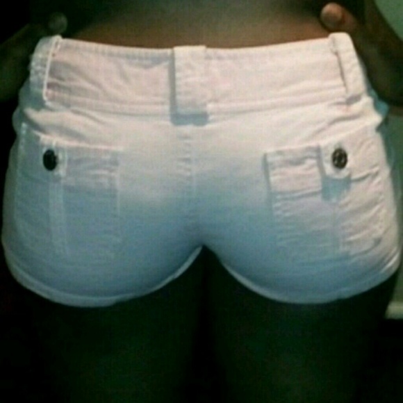 Light Pink Hollister shorts - Picture 2 of 4