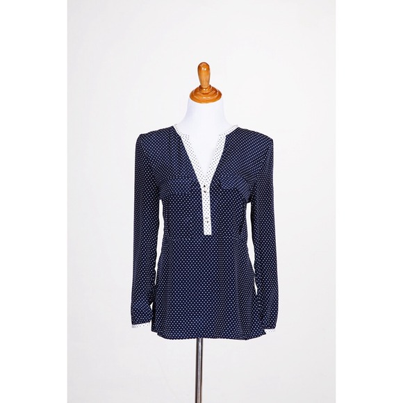 🌟*Reduced*NWOT Zara navy dot blouse size M