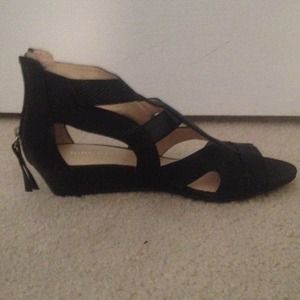 Black Nine West sandals
