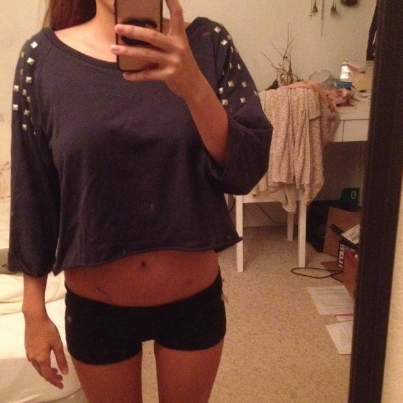 Dolls semi-crop top