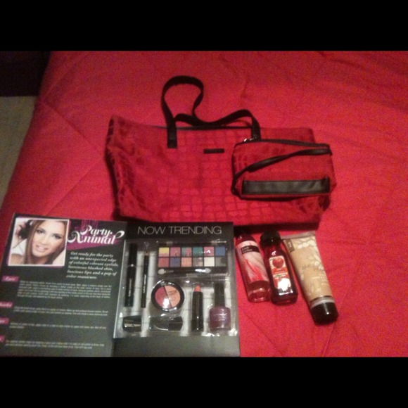Gift set all brand new - Picture 1 of 1