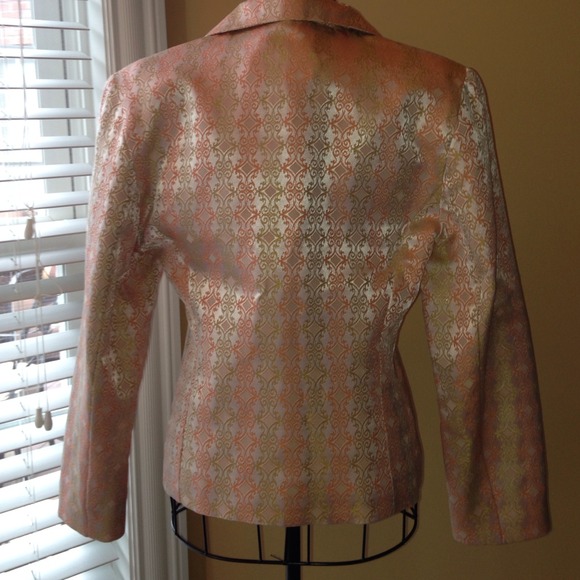 Brocade jacket - Picture 2 of 3