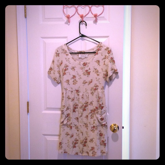 Vintage floral dress size small