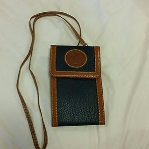 Dooney & Bourke crossbody walket