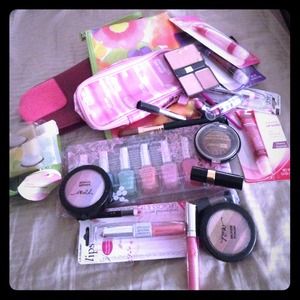 Here I have a large lot of makeup bundle for Lori