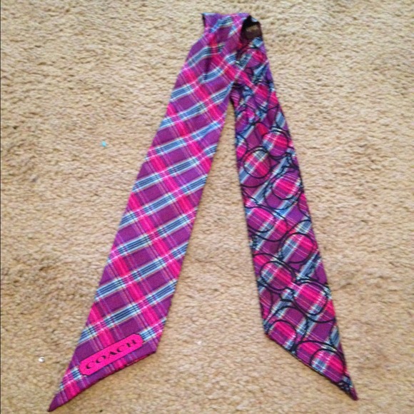 Authentic small Coach scarf
