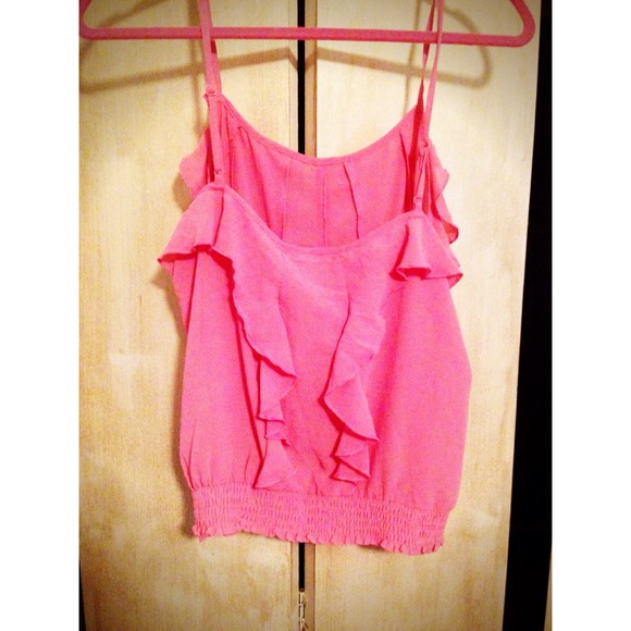 Pink ruffle top - Picture 2 of 2