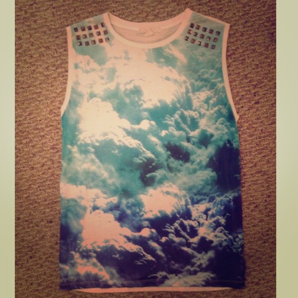 Trippy Clouds Muscle Tee