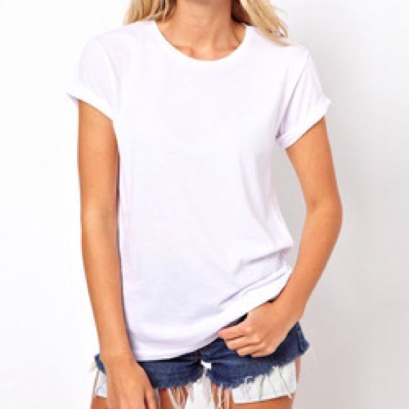 NEW Cut Out Angel Wing Tee in White - Picture 2 of 3