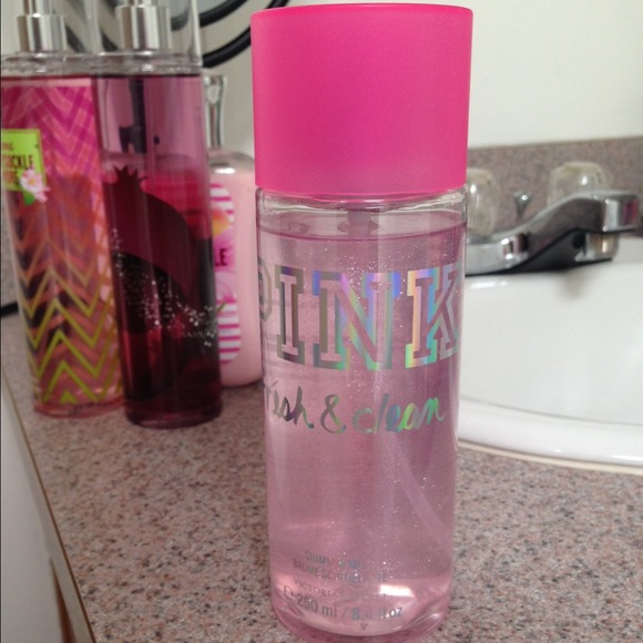 flash sale!!!!! Shimmer mist !!! Fresh and clean