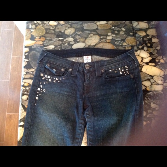 Denim - Picture 2 of 4