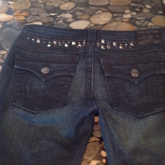 Denim - Picture 3 of 4