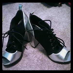 Urban outfitters heels