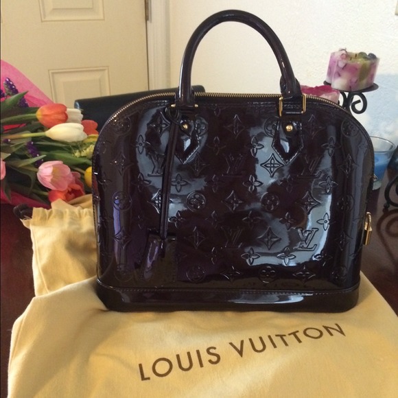 NOT FOR SALE! Authentic Louis Vuitton Alma Vernis