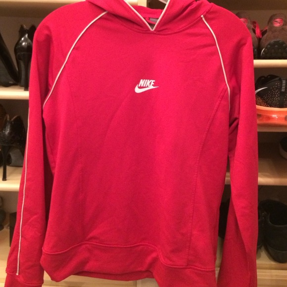 Nike pullover hoodie
