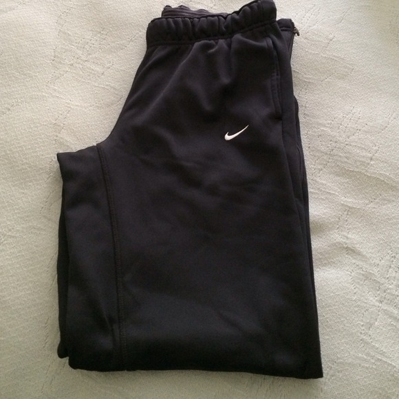 Nike Pants - Nike Fleece-Lined Sweatpants - Black