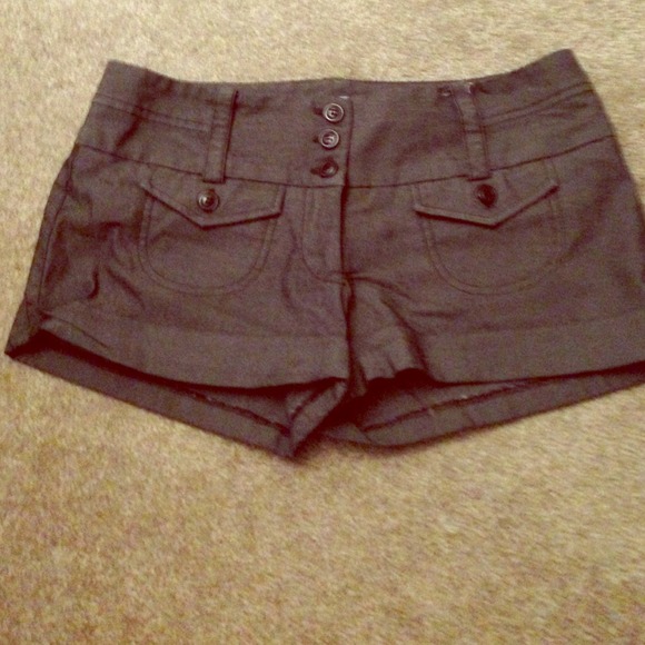 Gray shorts