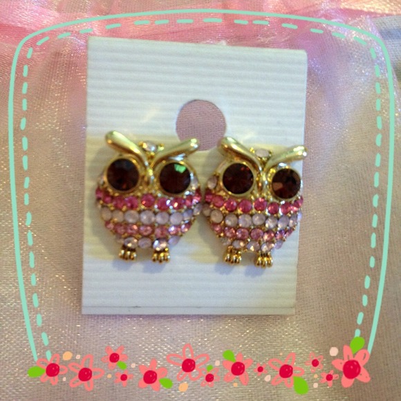 Pink Sparkly Owl earring - Picture 2 of 2