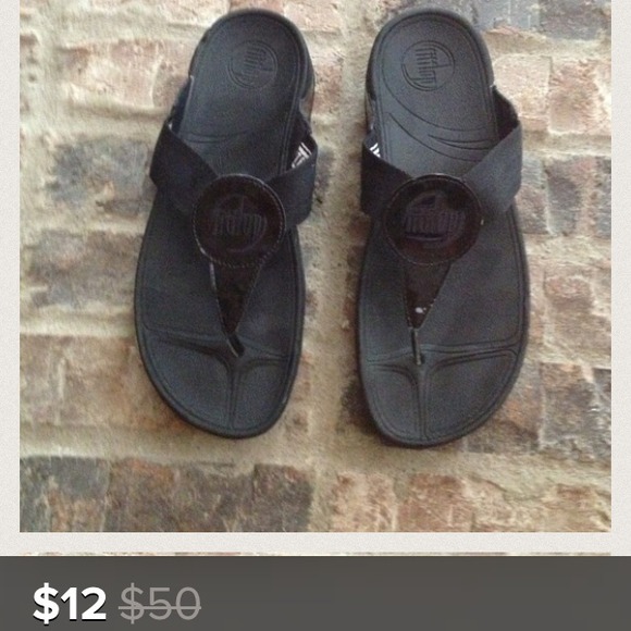 Bundle fresh water pearl ring and fit flops - Picture 2 of 2