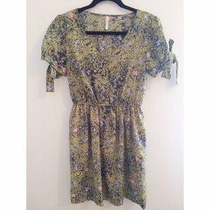 Floral print dress