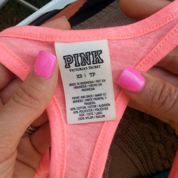 *VS Pink Tank* - Picture 3 of 3