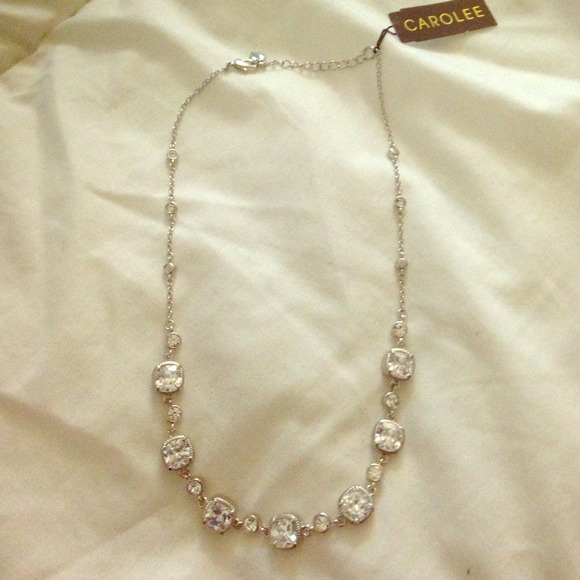 Cushion cut silver necklace