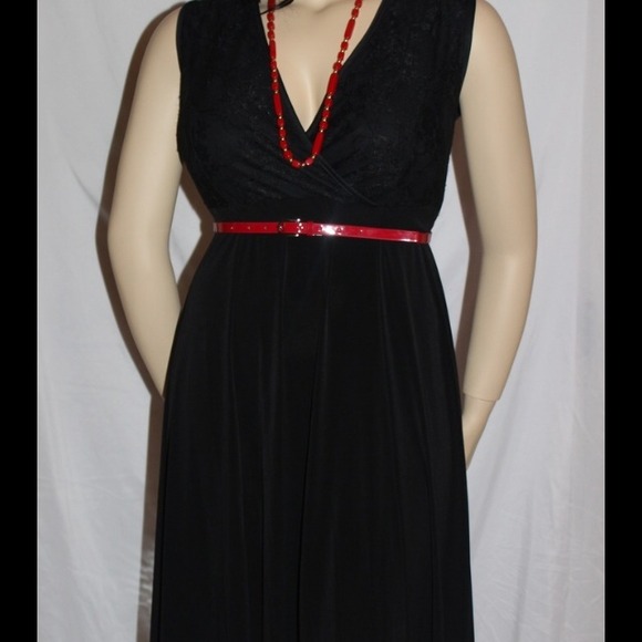 Black dress - Picture 1 of 1