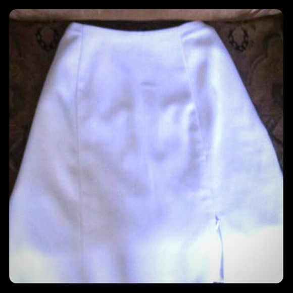 Cache white mini skirt, zipper slit on front side