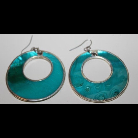Earrings - Picture 1 of 1