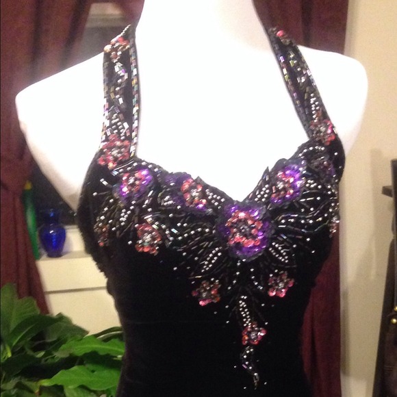 Extra pictures of Nadine evening dress