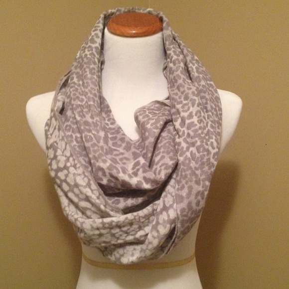 Banana Republic Scarf