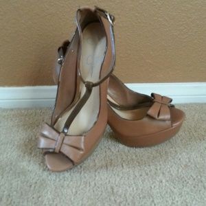 Brand new never worn.  Jessica Simpson shoe