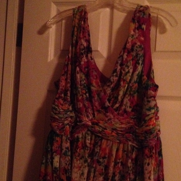 Donna Morgan size 16W