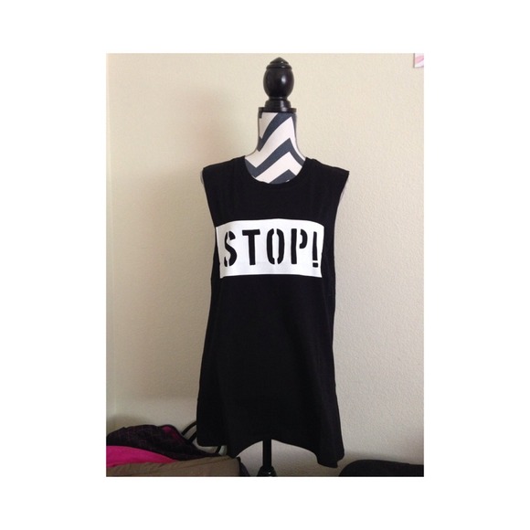 ✨NWT✨ Stop! Muscle Tee