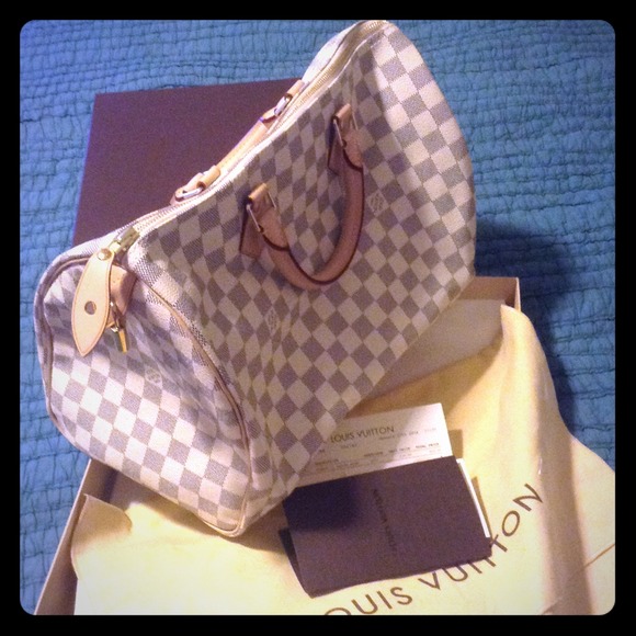 SOLD!!Louis Vuitton speedy 35. Brand new.