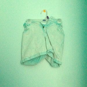 Turquiose shorts