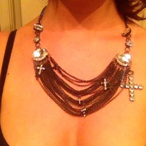 Gorgeous black necklace with rhinestones