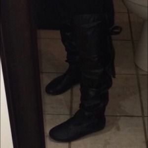 Leather boots (knee high)