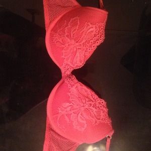 Victoria's Secret Very Sexy Push-up bra