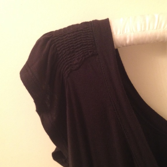 🚫BUNDLED🚫LBD from Guess- jersey material, very c - Picture 2 of 3