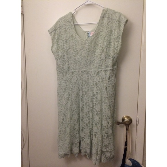 Sweet mint lace dress