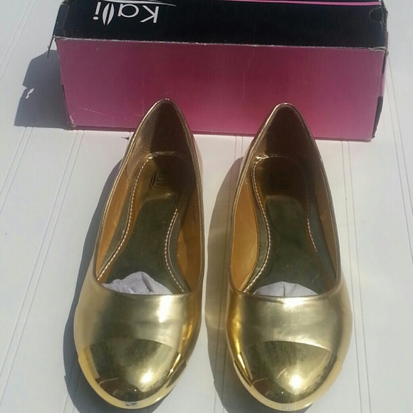 Gold Flat Shoes