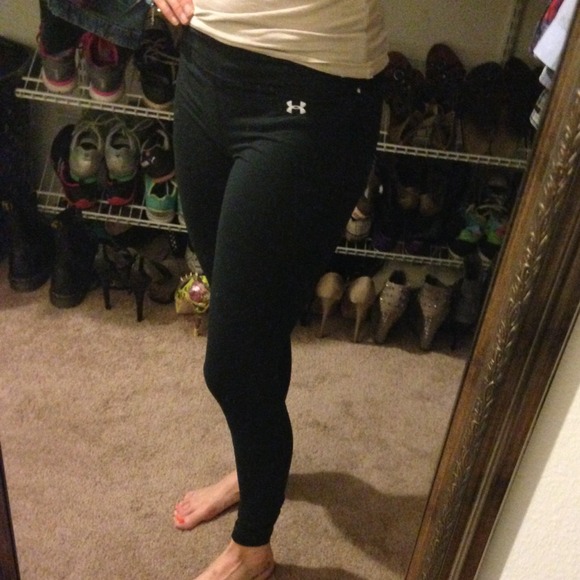 Underarmour fitted DriFit pants