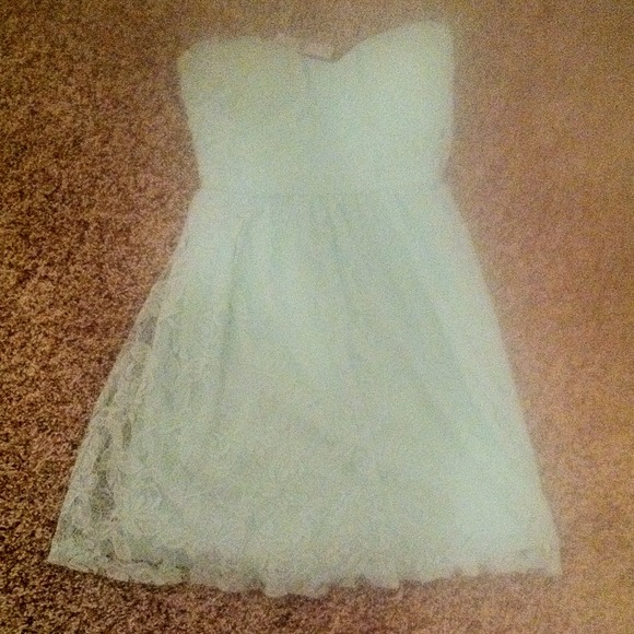 floral laced strapless dress.