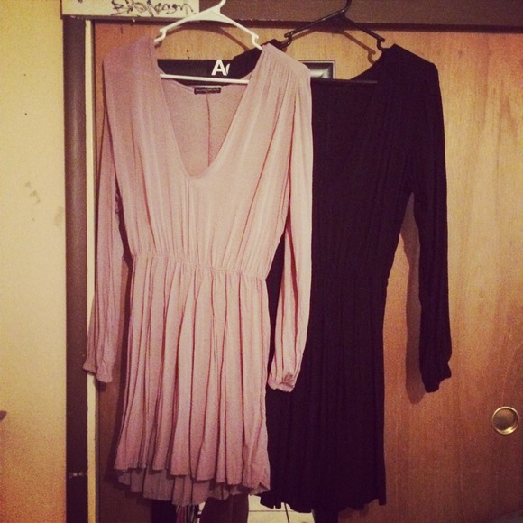 ❌SOLD❌ Brandy Melville Kassi Dress