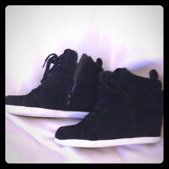 Steve Madden Haana Sneaker Wedges