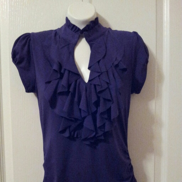 ❌SOLD❌Purple ruffle classy fitted shirt